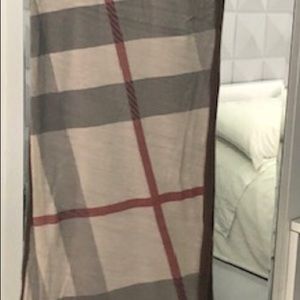 100% Authentic Burberry Plaid Winter Scarf